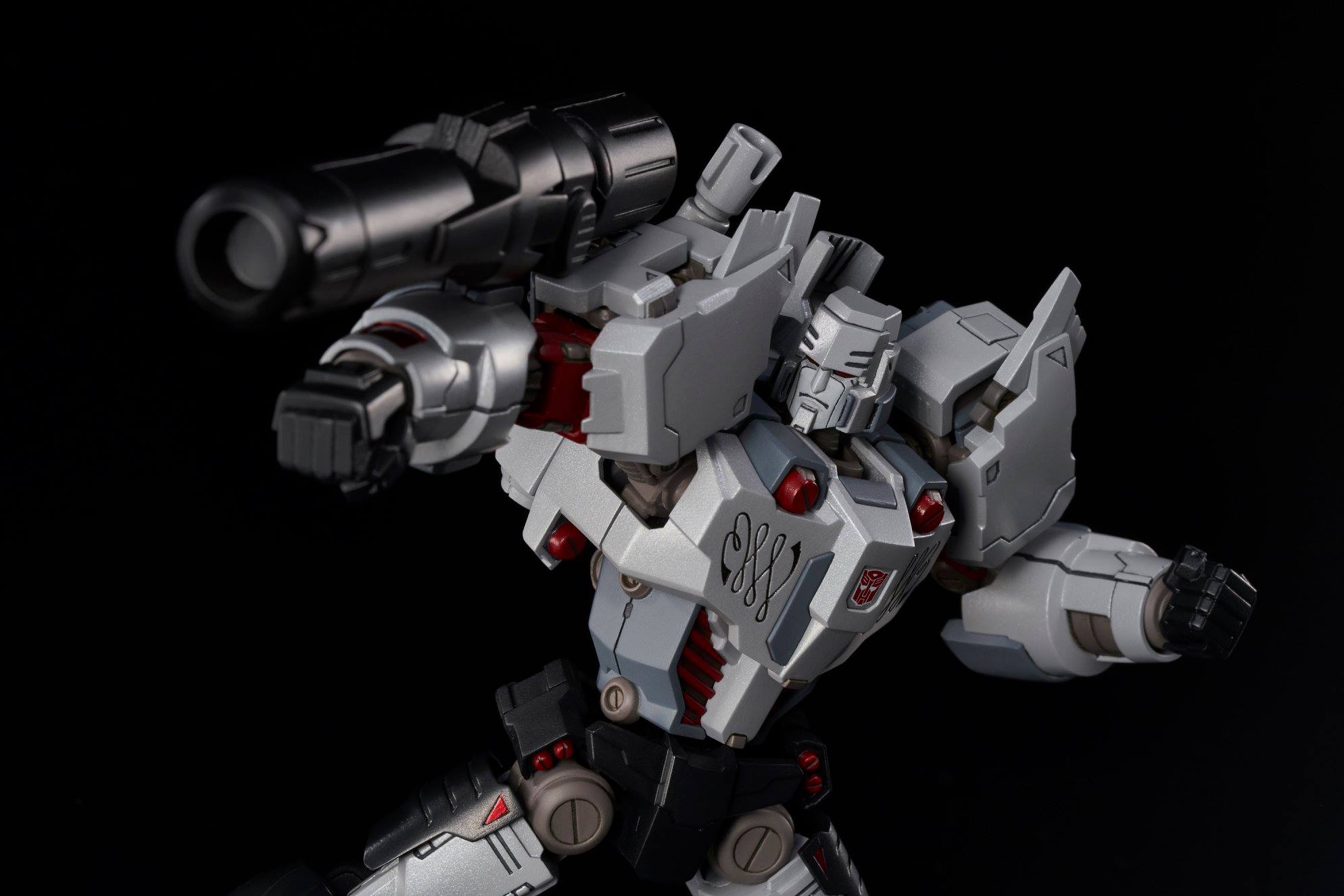 Transformers Megatron IDW Autobot Version Furai Model - Gundam Pros